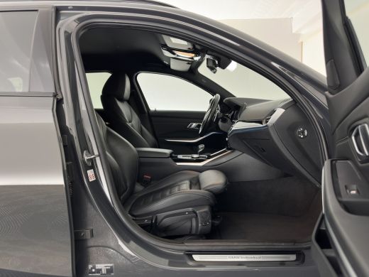 BMW 3 Serie Touring 330e Sportline High Executive (Plug-in) {SoH-91%} (INCL-BTW) Aut. *LEATHER | FULL-LED | H... ActivLease financial lease