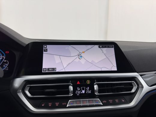 BMW 3 Serie Touring 330e Sportline High Executive (Plug-in) {SoH-91%} (INCL-BTW) Aut. *LEATHER | FULL-LED | H... ActivLease financial lease