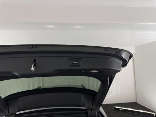 BMW 3 Serie Touring 330e Sportline High Executive (Plug-in) {SoH-91%} (INCL-BTW) Aut. *LEATHER | FULL-LED | H... ActivLease financial lease