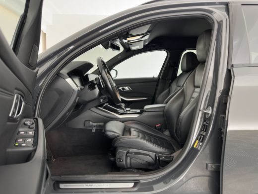 BMW 3 Serie Touring 330e Sportline High Executive (Plug-in) {SoH-91%} (INCL-BTW) Aut. *LEATHER | FULL-LED | H... ActivLease financial lease