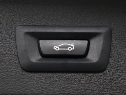 BMW X1 sDrive20i High Executive M-sport | Leder | Memory | Harman/Kardon | Head-up | Cruise control | St... ActivLease financial lease