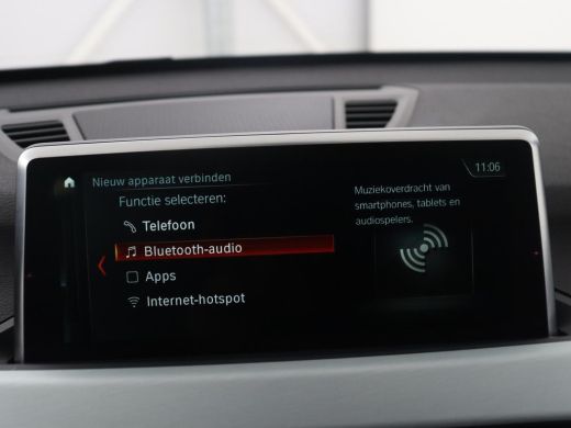 BMW X1 sDrive20i High Executive M-sport | Leder | Memory | Harman/Kardon | Head-up | Cruise control | St... ActivLease financial lease