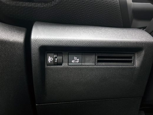 Citroën C4 X X 1.2 Hybrid 145 Business CAMERA | NAVI & CARPLAY | AD-CRUISE ActivLease financial lease