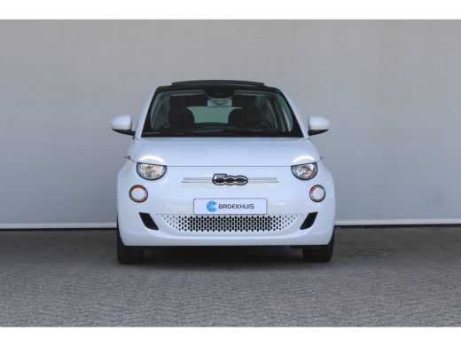 Fiat 500e e Cabrio Urban 42 kWh | Keyless start | Climate control | LED | Apple carplay & Android auto | ActivLease financial lease