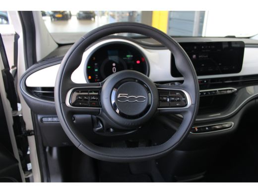Fiat 500e e Cabrio Urban 42 kWh | Keyless start | Climate control | LED | Apple carplay & Android auto | ActivLease financial lease