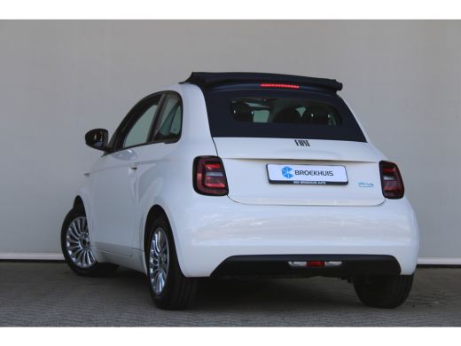 Fiat 500e e Cabrio Urban 42 kWh | Keyless start | Climate control | LED | Apple carplay & Android auto | ActivLease financial lease