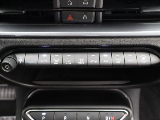 Fiat 600 1.2 Hybrid Urban | Automaat | 17" LMV | PDC V+A | Camera | Clima | Stoelverwarming | ActivLease financial lease