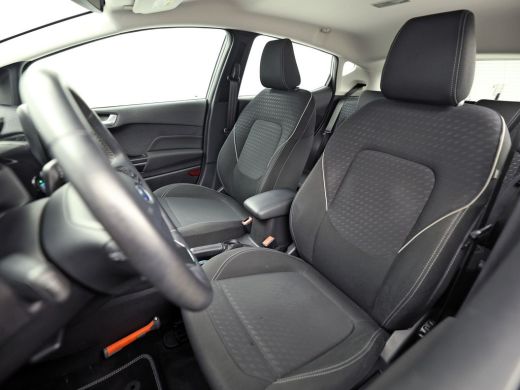 Ford Fiesta 1.0 EcoBoost Titanium Sport (APPLE CARPLAY, GROOT NAVI, CLIMATE, CAMERA, SPORTSTOELEN, ADAPTIVE C... ActivLease financial lease