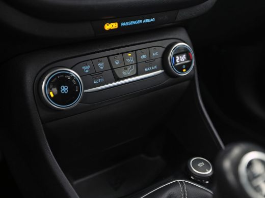 Ford Fiesta 1.0 EcoBoost Titanium Sport (APPLE CARPLAY, GROOT NAVI, CLIMATE, CAMERA, SPORTSTOELEN, ADAPTIVE C... ActivLease financial lease