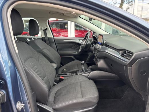 Ford Focus 1.0 EcoBoost Active Business | Stoel & Stuurverwarming | Apple Carplay | Parkeersensoren | Lane A... ActivLease financial lease