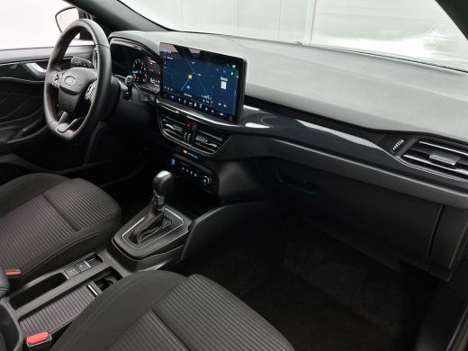 Ford Focus 1.0 EcoBoost Hybrid ST Line X CAMERA | NAVI & CARPLAY | AD-CRUISE | WINTER-PACK ActivLease financial lease