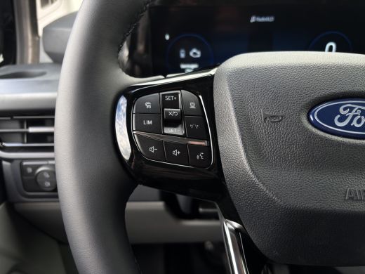 Ford Transit Custom 320 2.5 PHEV L2H1 Sport | Adap. Cruise Control | Winterpack | 360 Camera | Elektr. Trekhaak | ActivLease financial lease