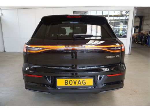 Geely E5 Max+ 68 kWh Max+ 68 kWh Stoel-massage -ventilatie Panoramisch schuifdak 360 Camera Warmtepomp ActivLease financial lease