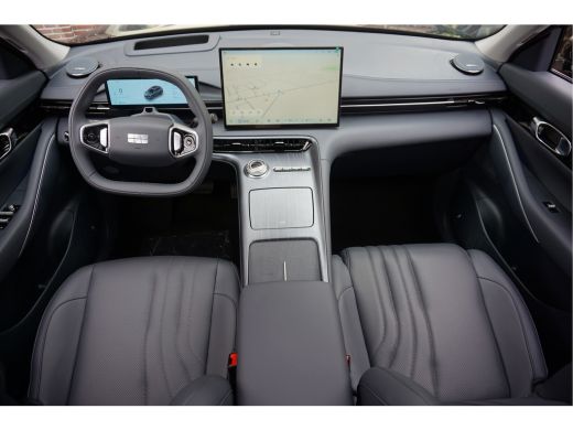 Geely E5 Max+ 68 kWh Max+ 68 kWh Stoel-massage -ventilatie Panoramisch schuifdak 360 Camera Warmtepomp ActivLease financial lease