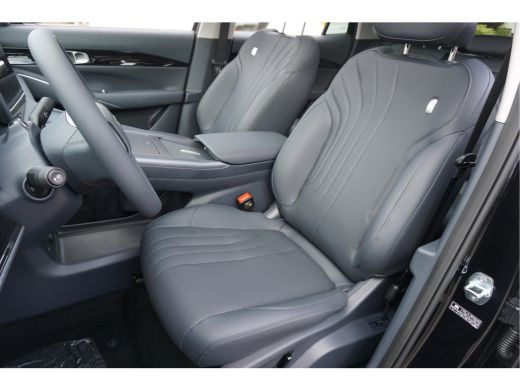 Geely E5 Max+ 68 kWh Max+ 68 kWh Stoel-massage -ventilatie Panoramisch schuifdak 360 Camera Warmtepomp ActivLease financial lease