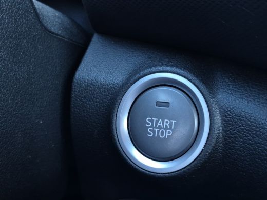 Hyundai Kona Comfort 2WD | 100% SoH | Stoelverwarming | Stuurhulp | Camera | Android auto en Apple carplay | C... ActivLease financial lease