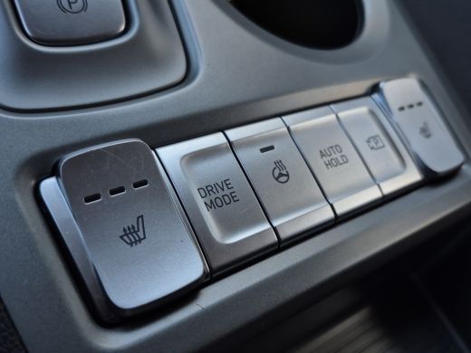 Hyundai Kona Comfort 2WD | 100% SoH | Stoelverwarming | Stuurhulp | Camera | Android auto en Apple carplay | C... ActivLease financial lease