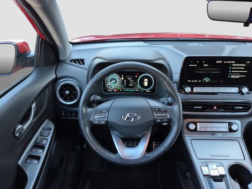 Hyundai Kona Comfort 2WD | 100% SoH | Stoelverwarming | Stuurhulp | Camera | Android auto en Apple carplay | C... ActivLease financial lease