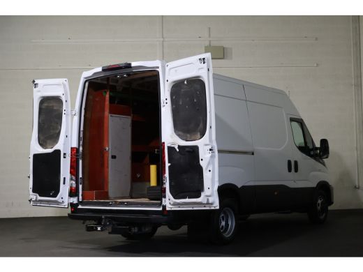 Iveco Daily 35C18V 3.0 L2 H2 Hi-Matic ActivLease financial lease