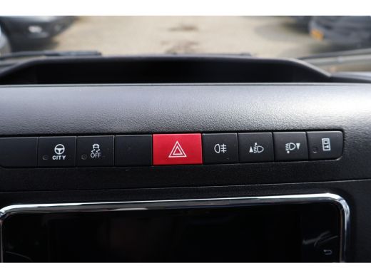 Iveco Daily 35C18V 3.0 L2 H2 Hi-Matic ActivLease financial lease