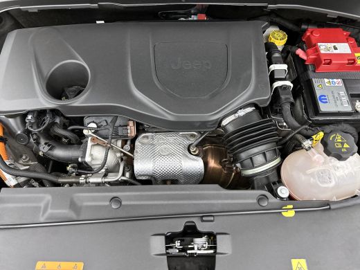 Jeep Compass 4xe 240PK Plug-in Hybrid Electric S / Pdc+Camera / Two- Tone / Leder / Stoel-Stuurverwarming / Na... ActivLease financial lease