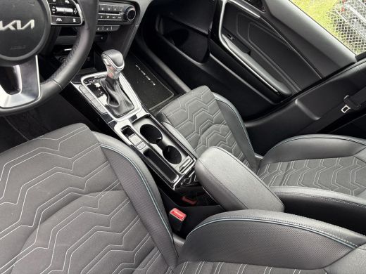 Kia Ceed 1.0 T-GDi MHEV Design Edition | Fabrieksgarantie 2035 | Automaat | Carplay| Camera | Stoel stuur ... ActivLease financial lease