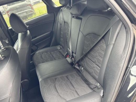 Kia Ceed 1.0 T-GDi MHEV Design Edition | Fabrieksgarantie 2035 | Automaat | Carplay| Camera | Stoel stuur ... ActivLease financial lease