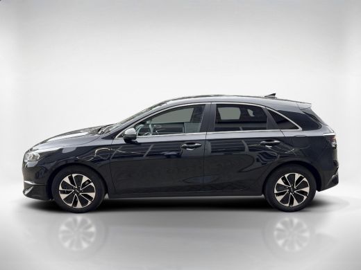 Kia Ceed 1.0 T-GDi MHEV Design Edition | Fabrieksgarantie 2035 | Automaat | Carplay| Camera | Stoel stuur ... ActivLease financial lease