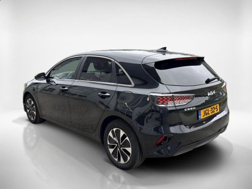 Kia Ceed 1.0 T-GDi MHEV Design Edition | Fabrieksgarantie 2035 | Automaat | Carplay| Camera | Stoel stuur ... ActivLease financial lease