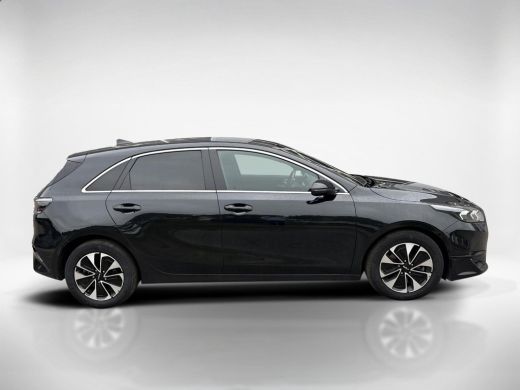 Kia Ceed 1.0 T-GDi MHEV Design Edition | Fabrieksgarantie 2035 | Automaat | Carplay| Camera | Stoel stuur ... ActivLease financial lease