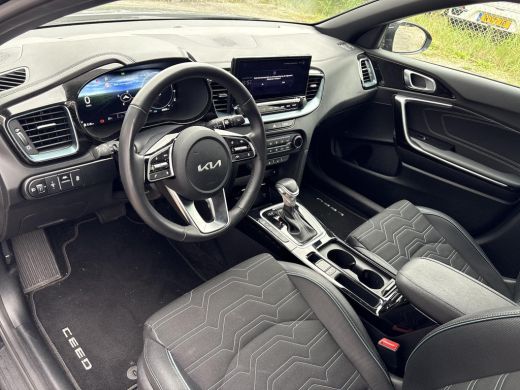 Kia Ceed 1.0 T-GDi MHEV Design Edition | Fabrieksgarantie 2035 | Automaat | Carplay| Camera | Stoel stuur ... ActivLease financial lease