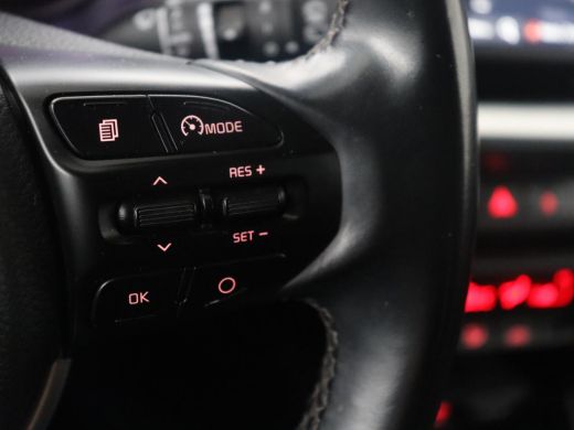 Kia Stonic | Carplay | Climate control | Cruise control | Camera | Park assist | Full LED | Keyless | ActivLease financial lease