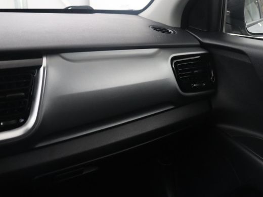 Kia Stonic | Carplay | Climate control | Cruise control | Camera | Park assist | Full LED | Keyless | ActivLease financial lease