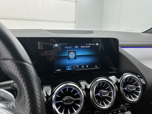 Mercedes-Benz B-Klasse 250 e Hybride Premium Design AMG line / 1/2 Leder / Stoelverwarming / Pdc+Camera / Navigatie / Ap... ActivLease financial lease