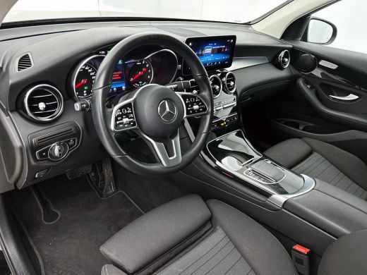 Mercedes-Benz GLC 300e 4MATIC Business Solution Luxury CAMERA | TREKHAAK | NAVI & CARPLAY ActivLease financial lease