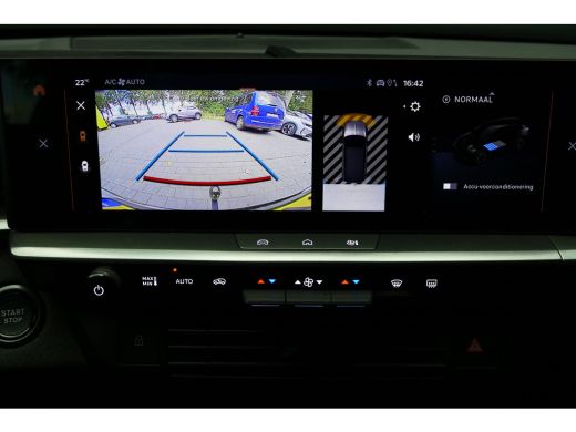 Opel Grandland EV 73KWH 213PK BUSINESS EDITION AUTOMAAT / CAMERA / AFN.TREKHAAK / KEYLESS / FULL-LED / SOH 97,19... ActivLease financial lease