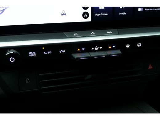Opel Grandland EV 73KWH 213PK BUSINESS EDITION AUTOMAAT / CAMERA / AFN.TREKHAAK / KEYLESS / FULL-LED / SOH 97,19... ActivLease financial lease
