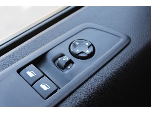 Opel Vivaro 2.0 Diesel 145 L2 | 10" digitaal kleuren instrumentenpaneel | Airco | Betonplex laadvloer ActivLease financial lease