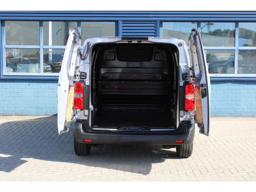 Opel Vivaro 2.0 Diesel 145 L2 | 10" digitaal kleuren instrumentenpaneel | Airco | Betonplex laadvloer ActivLease financial lease