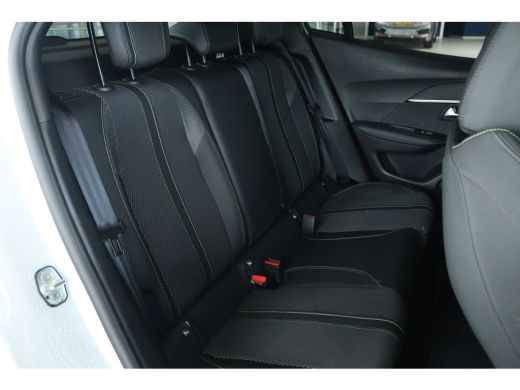 Peugeot 2008 1.2 Hybrid 145 GT | Adapt. Cruise | 360 Camera | Navigatie | Carplay | 18 Inch Evissa | Keyless |... ActivLease financial lease