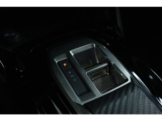 Peugeot 2008 1.2 Hybrid 145 GT | Adapt. Cruise | 360 Camera | Navigatie | Carplay | 18 Inch Evissa | Keyless |... ActivLease financial lease