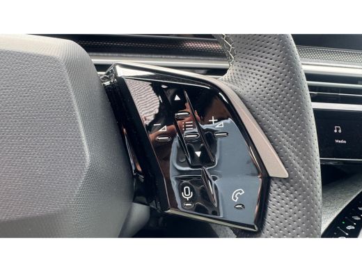 Peugeot 3008 GT Exclusive | Adaptieve cruise control met Stop&Go functie | Elektrische parkeerrem | Extra geti... ActivLease financial lease