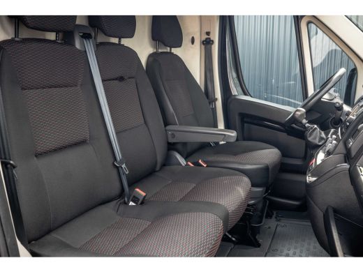 Peugeot Boxer 2.2 BlueHDi 120 L1H1 | 120 PK | 3-Zits | Cruise | Airco | Trekhaak ActivLease financial lease