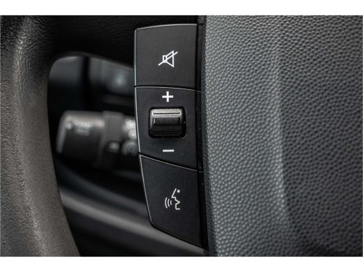 Peugeot Boxer 2.2 BlueHDi 120 L1H1 | 120 PK | 3-Zits | Cruise | Airco | Trekhaak ActivLease financial lease