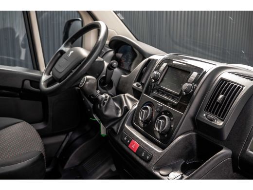Peugeot Boxer 2.2 BlueHDi 120 L1H1 | 120 PK | 3-Zits | Cruise | Airco | Trekhaak ActivLease financial lease