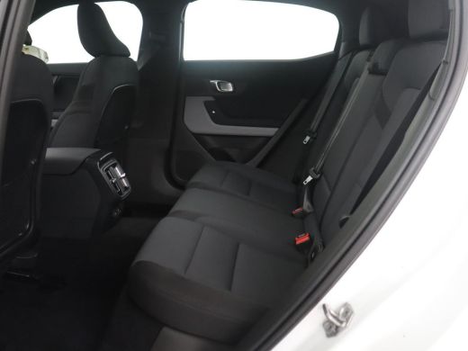 Polestar 2 | SOH 91.5% | Panoramadak | Trekhaak | 360 camera | Harman/Kardon | Stuur/stoel verwarming | Carp... ActivLease financial lease