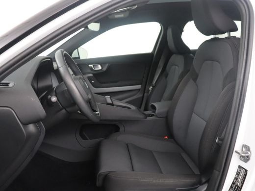 Polestar 2 | SOH 91.5% | Panoramadak | Trekhaak | 360 camera | Harman/Kardon | Stuur/stoel verwarming | Carp... ActivLease financial lease