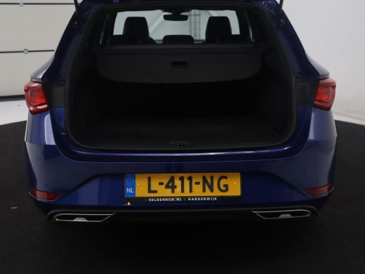 Seat Leon Sportstourer 1.5 eTSI FR Business Intense | Half Leder | Adaptive cruise | Park assist | Navigati... ActivLease financial lease