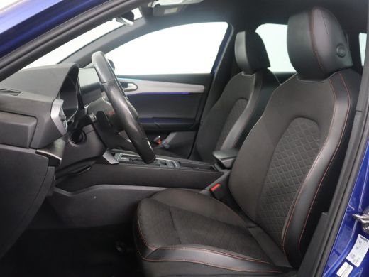 Seat Leon Sportstourer 1.5 eTSI FR Business Intense | Half Leder | Adaptive cruise | Park assist | Navigati... ActivLease financial lease