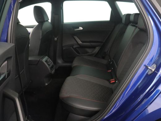 Seat Leon Sportstourer 1.5 eTSI FR Business Intense | Half Leder | Adaptive cruise | Park assist | Navigati... ActivLease financial lease